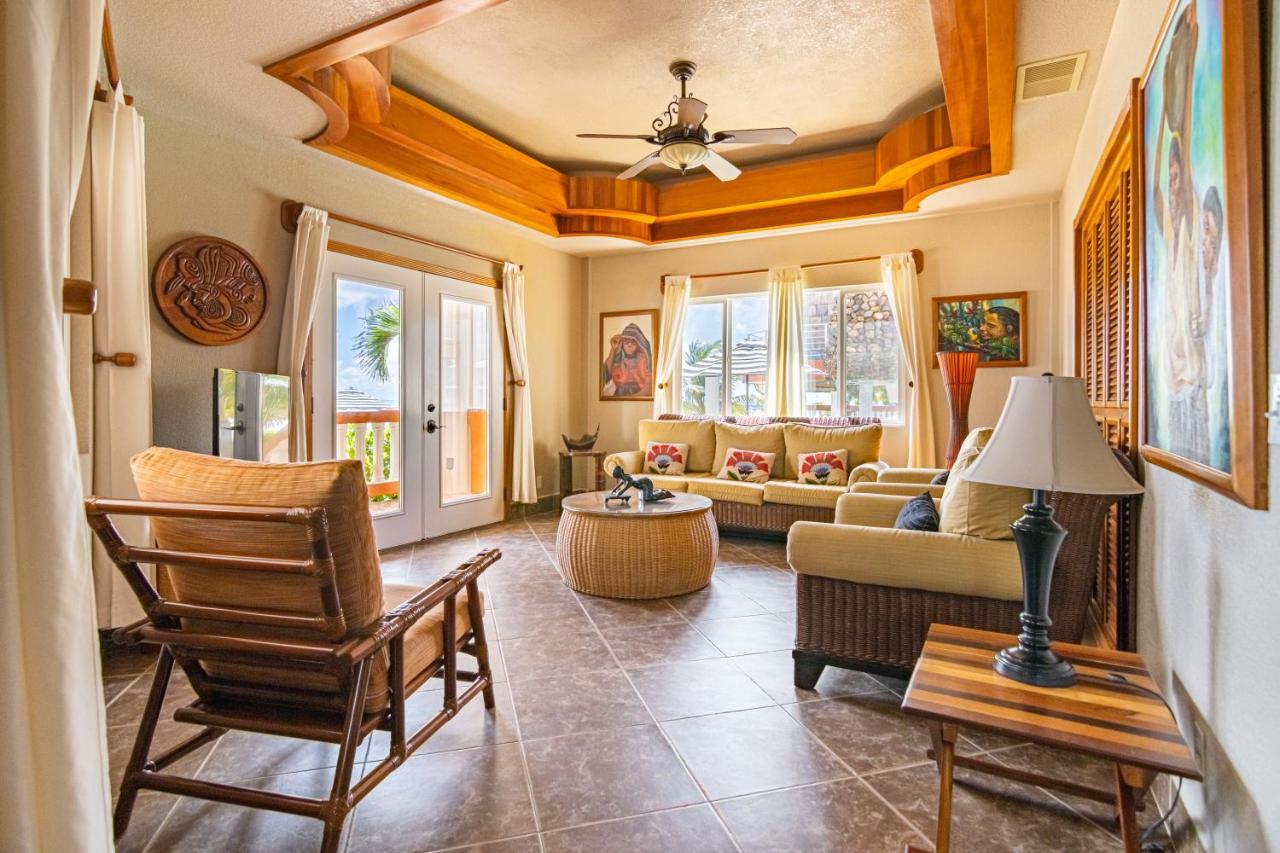 Lighthouse Beach Villas San Pedro  Exterior foto