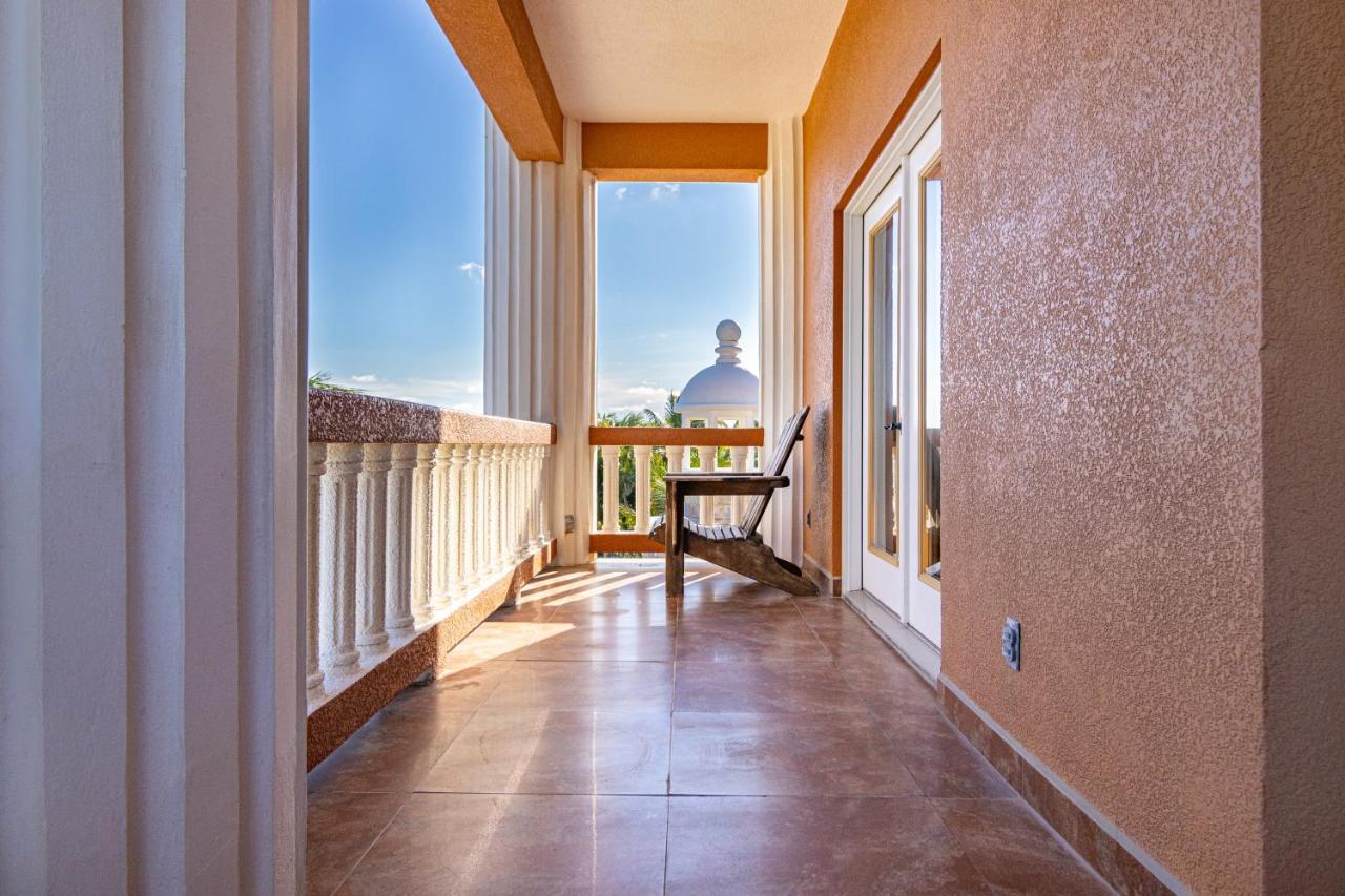 Lighthouse Beach Villas San Pedro  Exterior foto